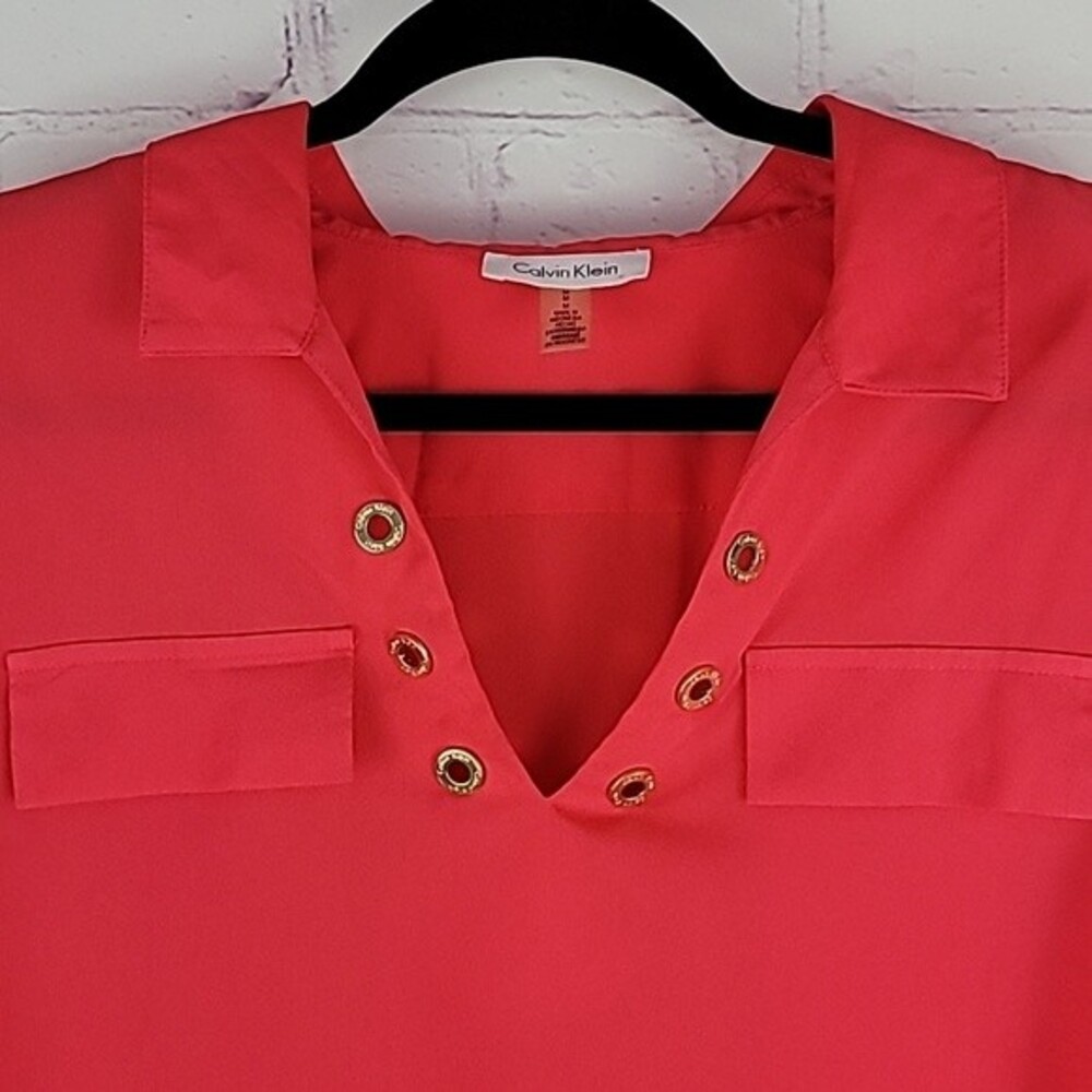 Calvin Klein Coral Long Sleeve V-neck Top. Size Medium - Picture 3 of 10
